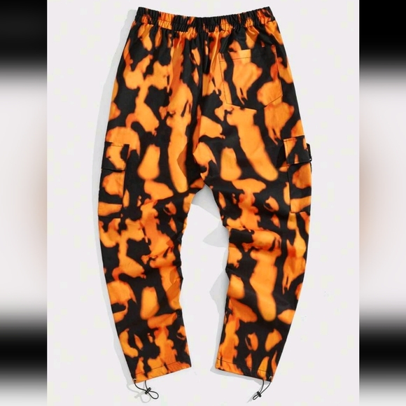 BRAND NEW! BUCKLE CARGO PANTS SIZE S (32) - Picture 3 of 4